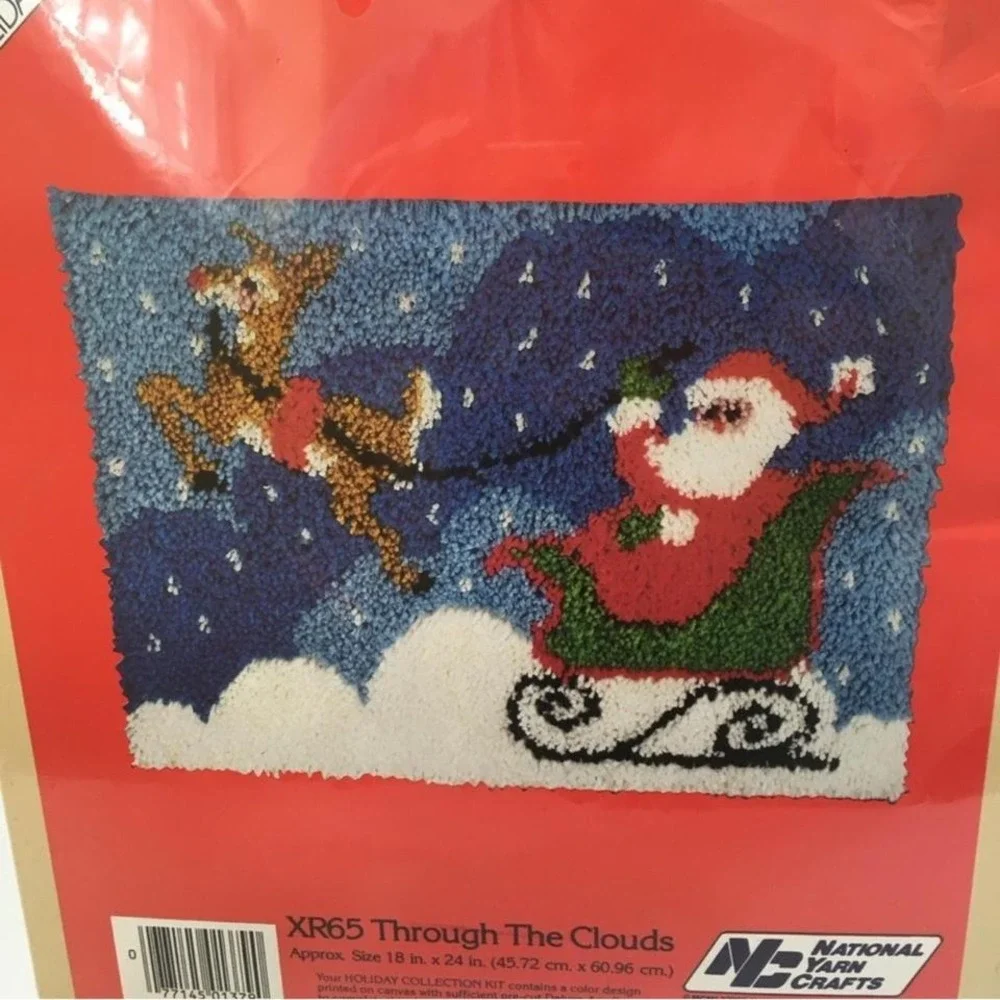 VINTAGE 1970s LATCH HOO KIT‎ SANTA CLAUS THROUGH THE CLOUDS